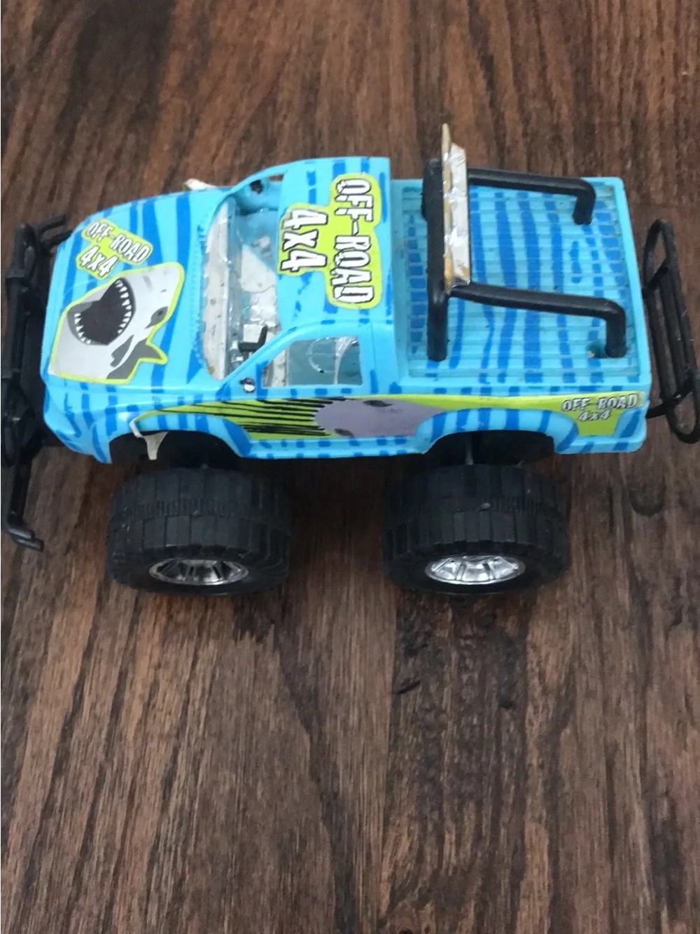 Tonka pull back
